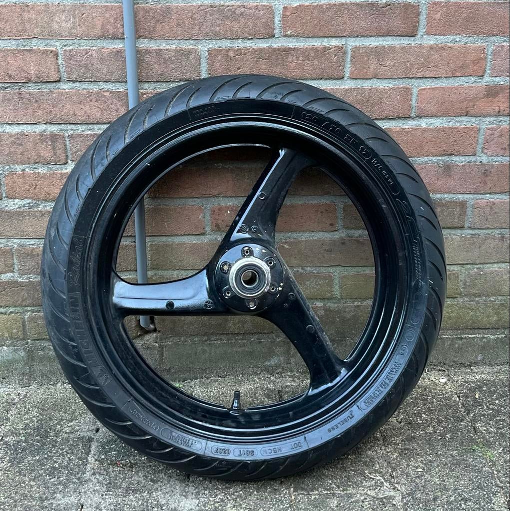 Voorvelg Honda VTR 1000 Firestorm met versleten band, Motoren, Onderdelen | Honda, Ophalen, Gebruikt