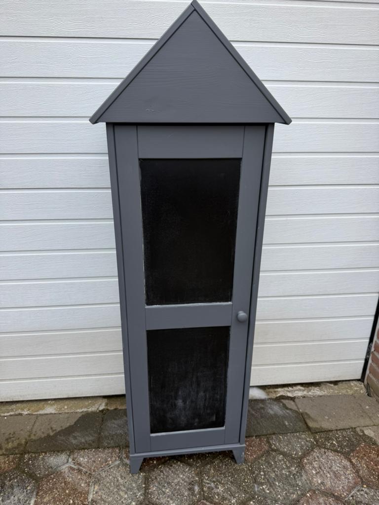 Speelgoedkast / Tuinkast / Puntkast - 44x30x153 cm, Huis en Inrichting, Ophalen, Zo goed als nieuw