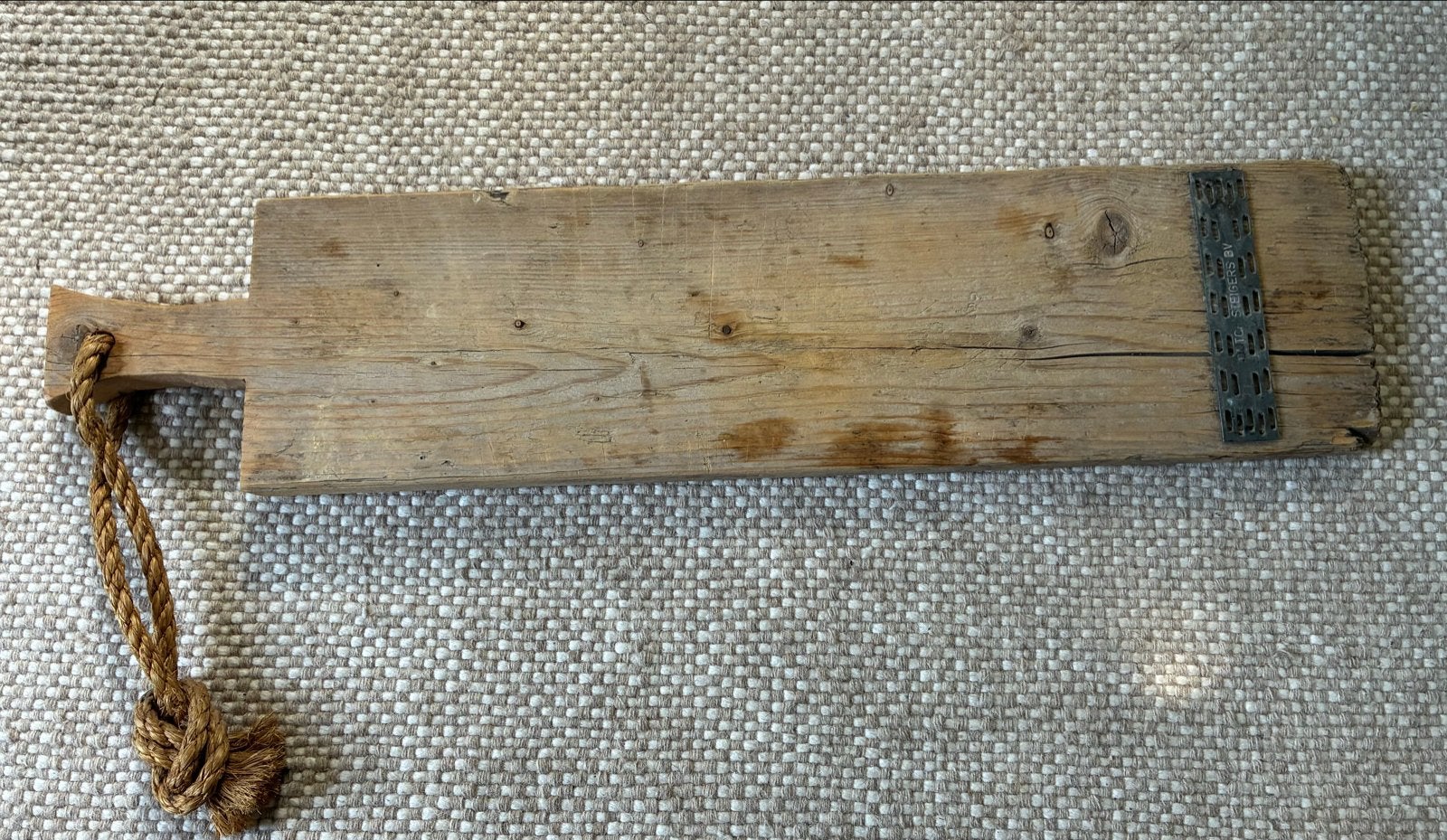 Vintage houten borrelplank met touw / steigerhout, Ophalen