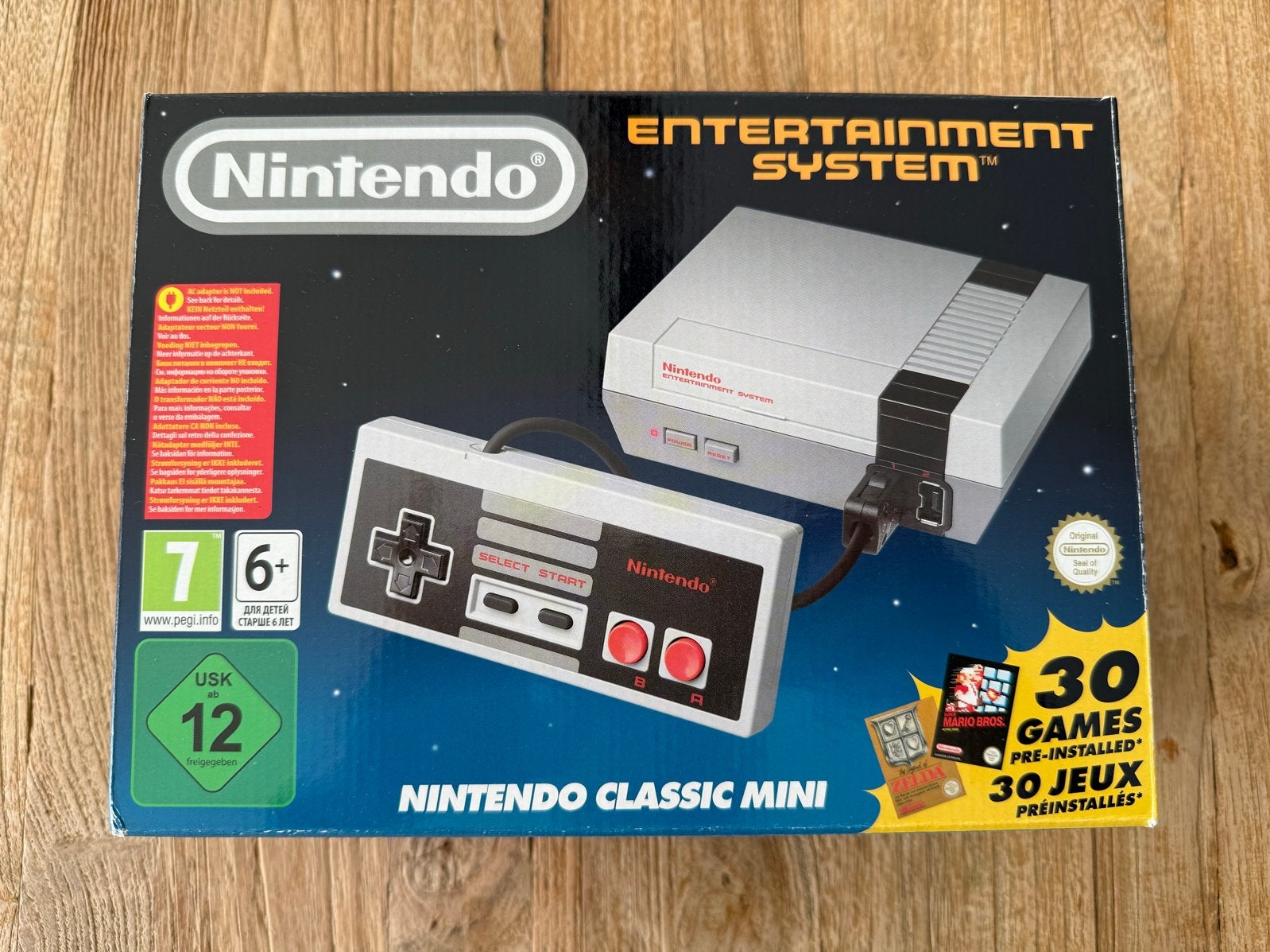 Nintendo Classic Mini NES - Nieuwstaat, Ophalen of Verzenden, Zo goed als nieuw, Met 1 controller, Met games