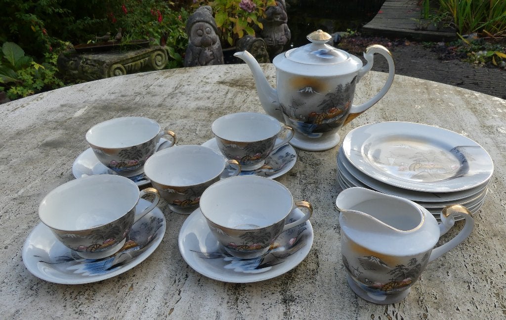 Japanse KUTANI HHP Eierschaal Servies met Gebaksbordjes, Ophalen of Verzenden