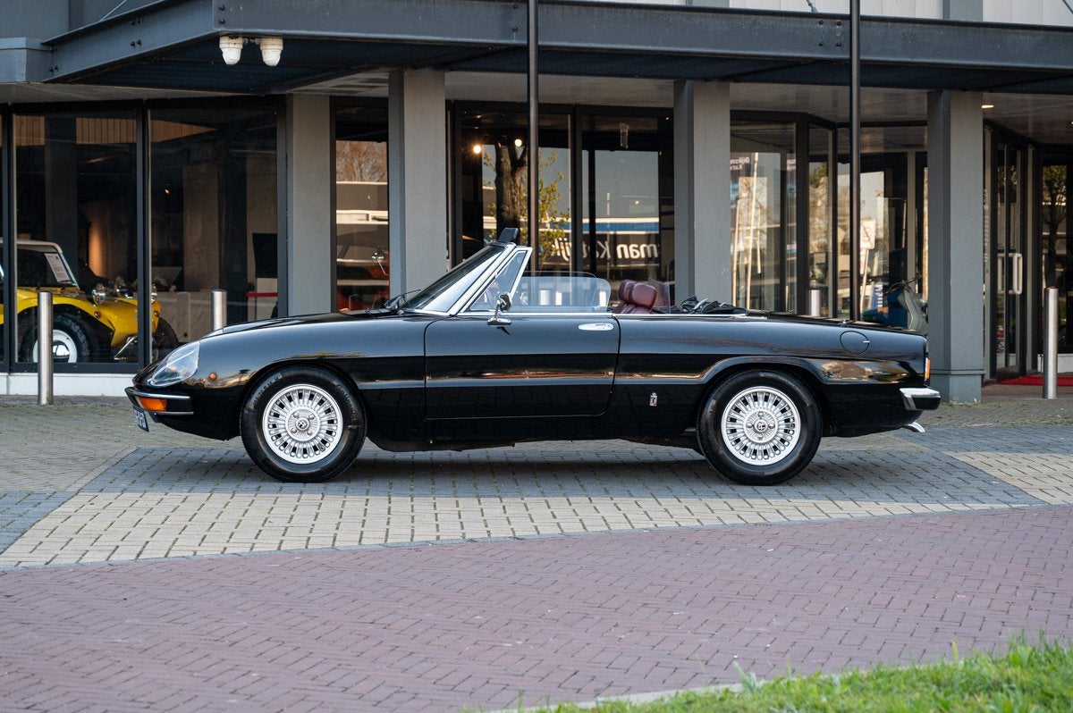 Alfa Romeo Spider 2.0 Veloce Coda Tronca (bj 1978), Auto's, Gebruikt, 4 cilinders, Cabriolet, Spider