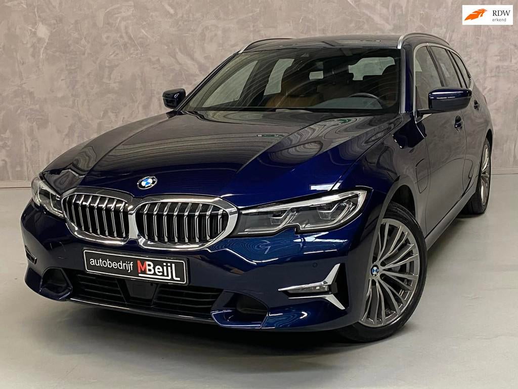 BMW 3-serie Touring 330e Business Edition Plus /Laser /Leder, Automaat, 1998 cc, Achterwielaandrijving, Gebruikt