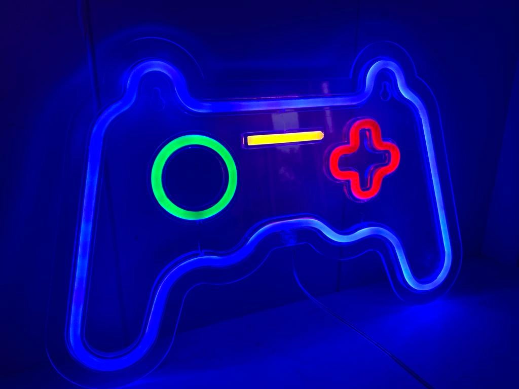 Neon Lamp -  game controller, Huis en Inrichting, Lampen | Wandlampen, Zo goed als nieuw, Kunststof, Ophalen of Verzenden