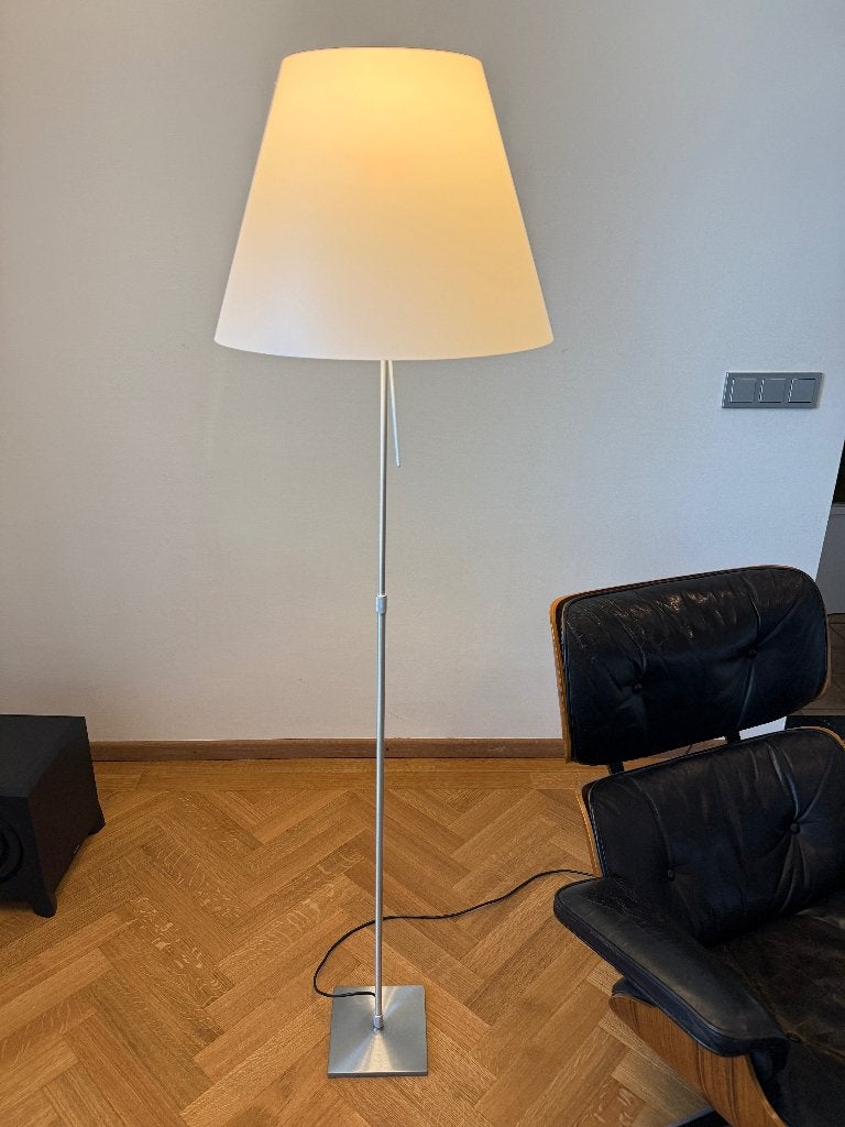 Luceplan Costanza Vloerlamp – Wit, dimbaar, Huis en Inrichting, Ophalen, Modern design, Kunststof, E27 (groot)