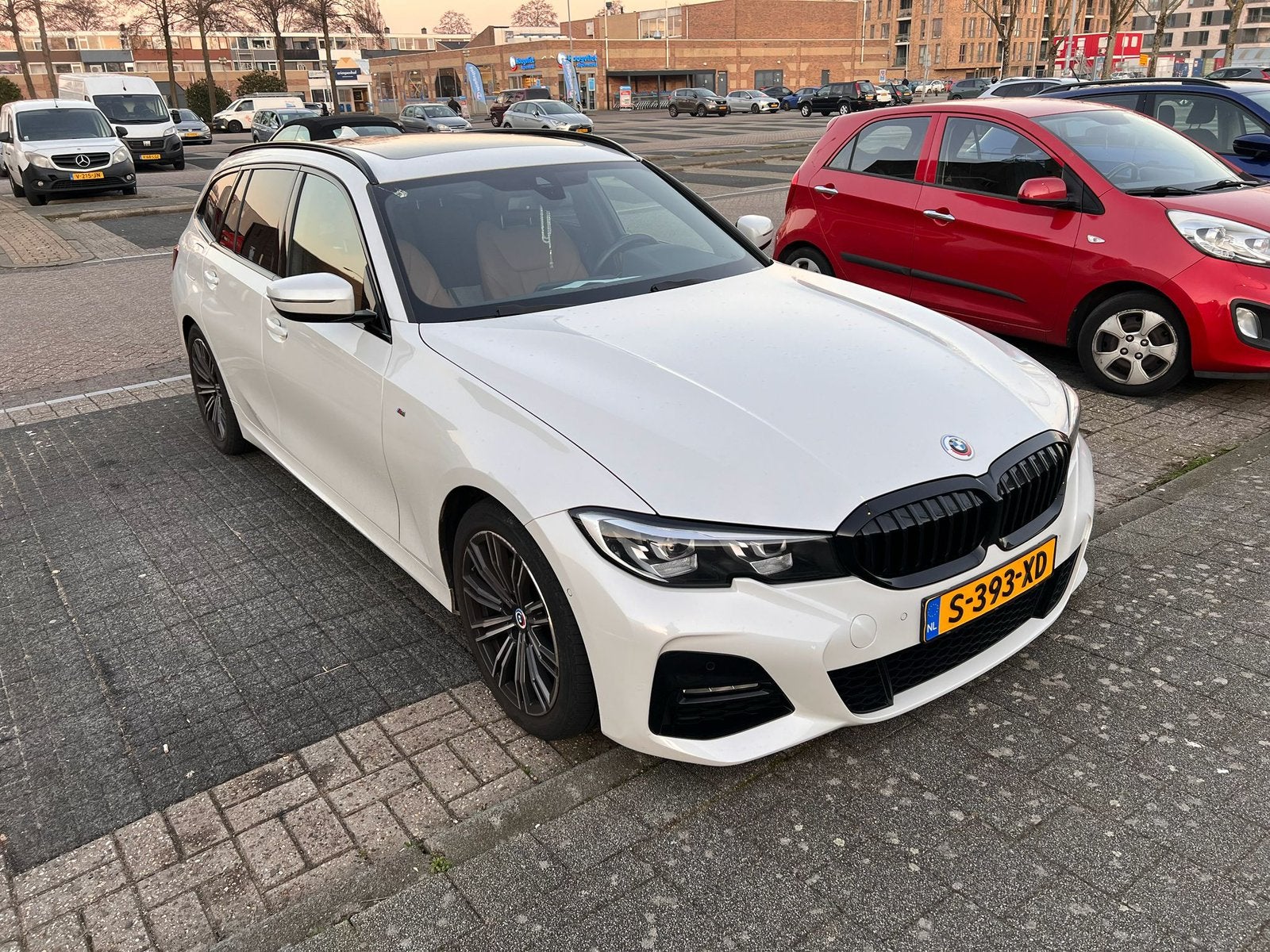 BMW automaat 2022, Automaat, Wit, USB, Particulier