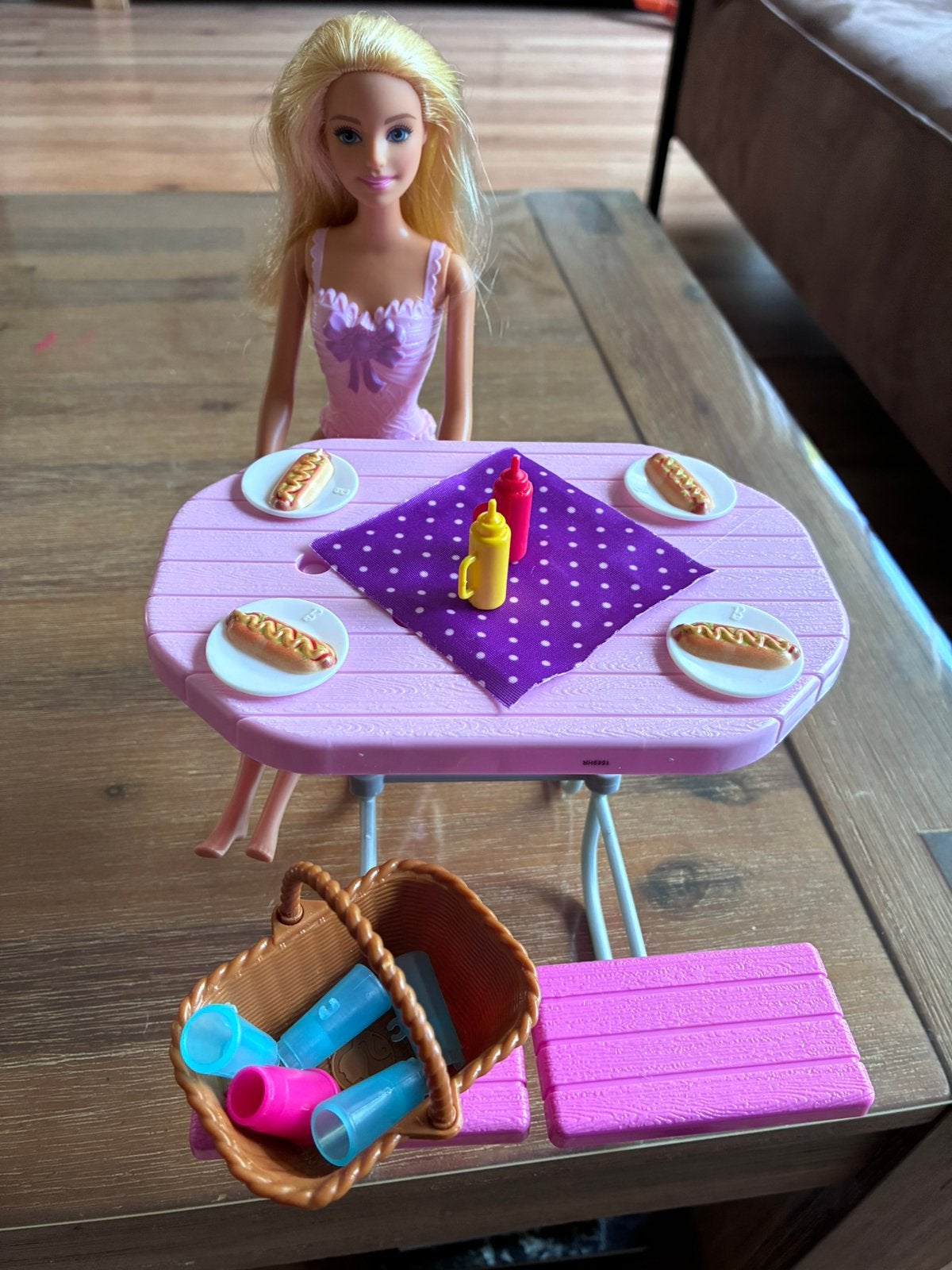 Barbie Picknick tafel, Ophalen, Zo goed als nieuw