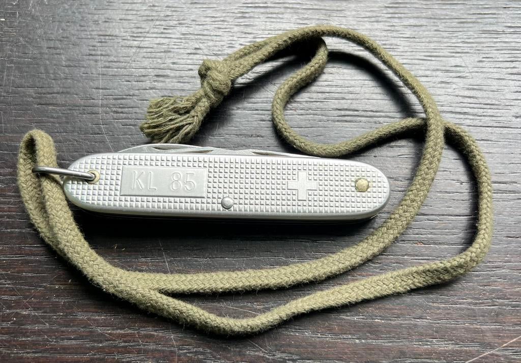Victorinox zakmes KL85, Ophalen of Verzenden, Landmacht, Nederland, Mes of Dolk
