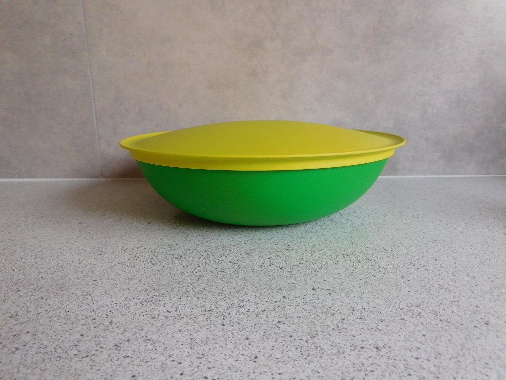 Tupperware Allegra Kom Groen Lime - 1,5 Ltr, Nieuw, Ophalen of Verzenden, Met deksel, Bak of Kom