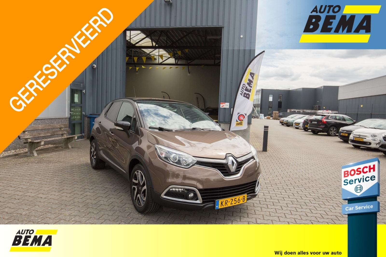 Renault Captur 0.9 TCe Helly Hansen, Auto's, Voorwielaandrijving, Gebruikt, Bruin, 49 €/maand
