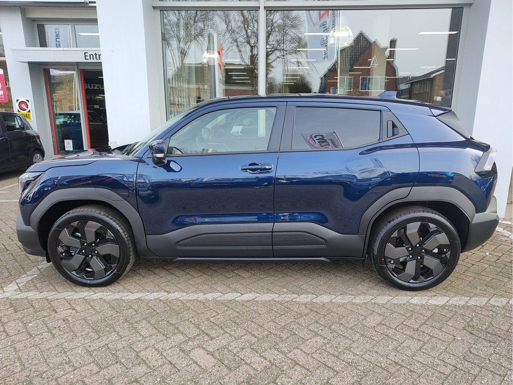 Suzuki e Vitara STYLE 61 kWh | DEMO DEAL! | Garantie tot 203, 12 maanden, Blauw, Leder en Stof, Origineel Nederlands