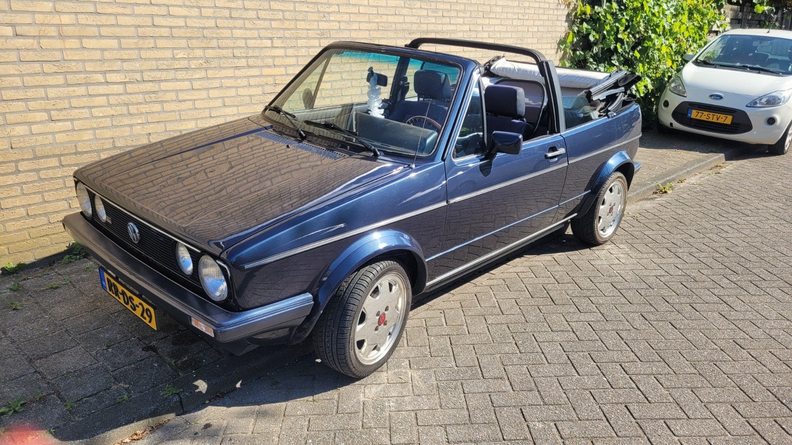 Prachtige oer Golf 1 GL Cabriolet 1988 , heerlijk cruisen, Voorwielaandrijving, 4 cilinders, Cabriolet, Blauw
