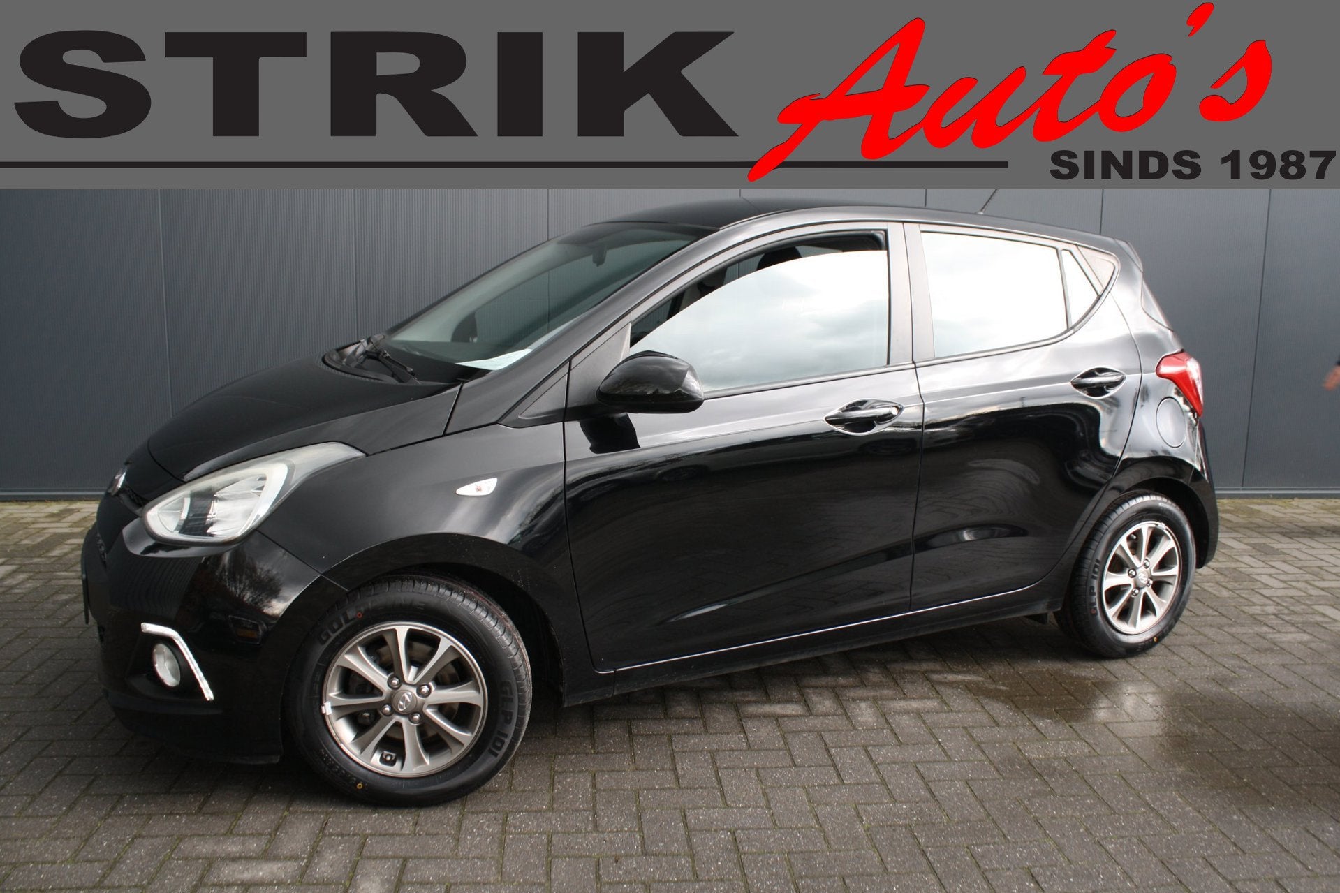 Hyundai I10 1.0i i-Motion Premium - AIRCO - RIJKLAAR - CRUIS, Euro 5, Stof, Zwart, Bedrijf