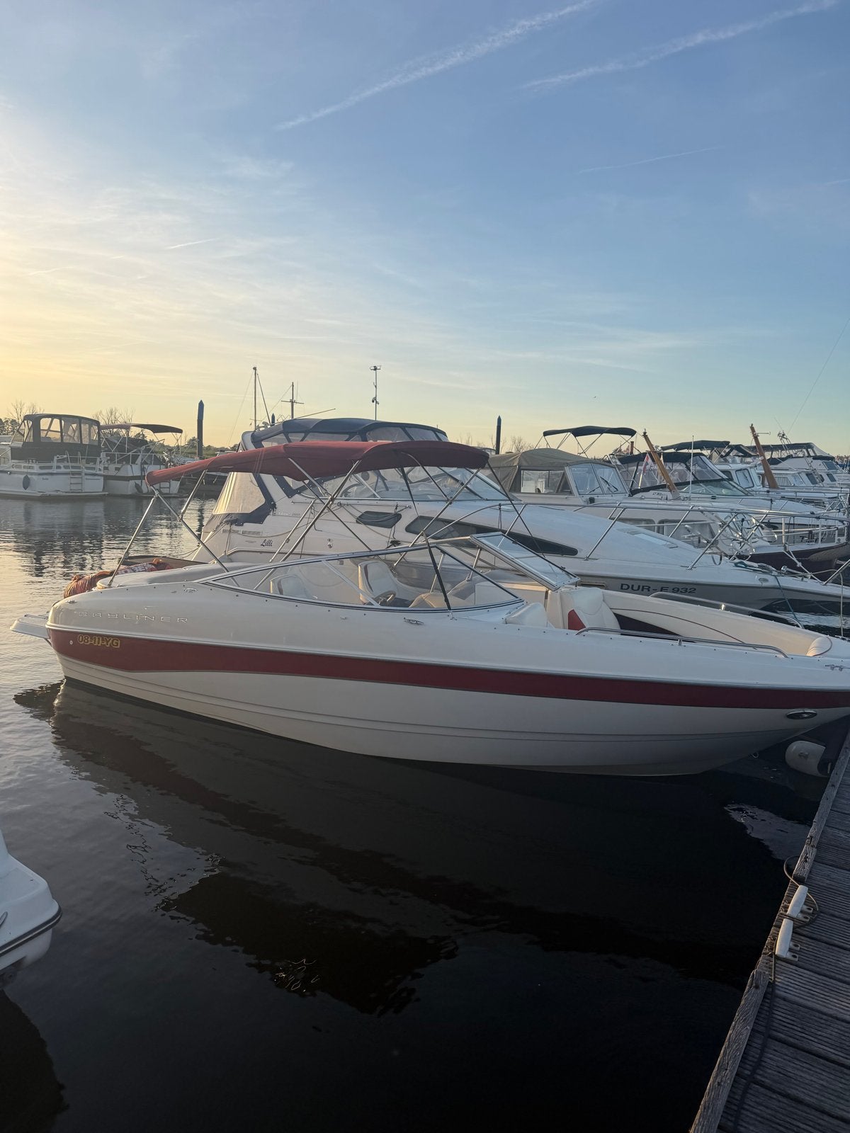 Bayliner Capri 2002 - Z.G.A.N. met trailer, Watersport en Boten, Motorboten en Motorjachten, Ophalen, Zo goed als nieuw, Bayliner