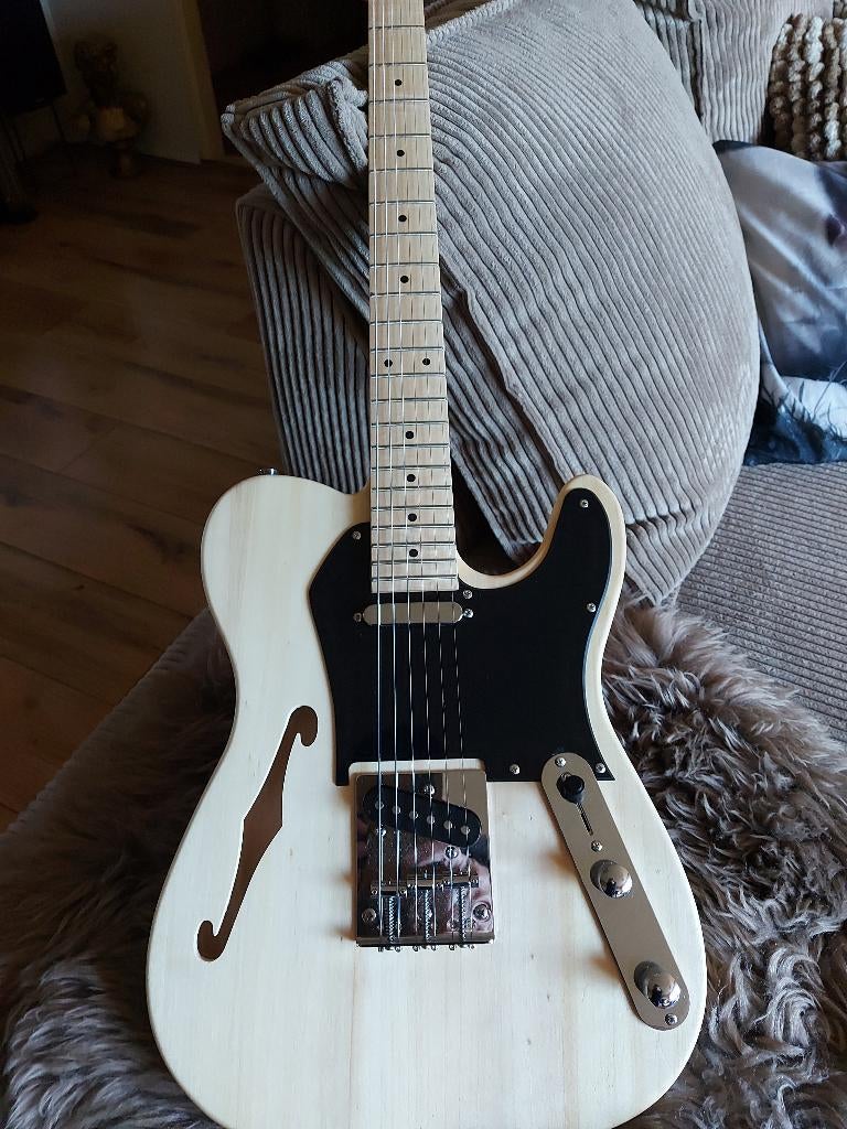 telecaster, Ophalen of Verzenden, Zo goed als nieuw, Semi-solid body, Overige merken