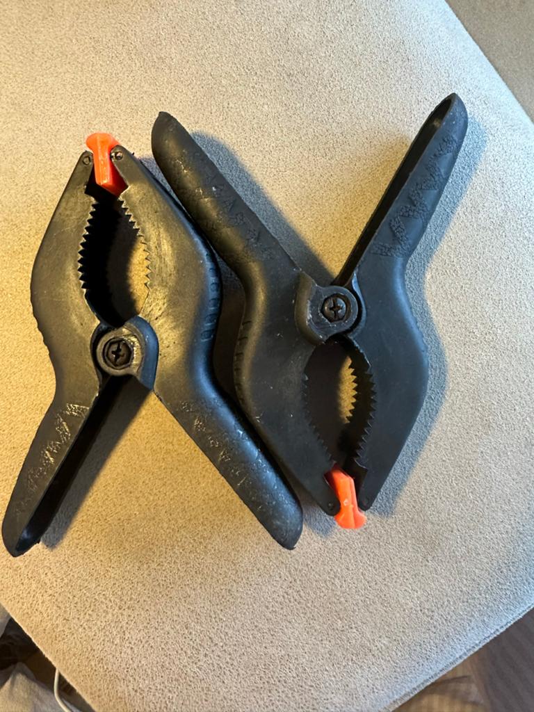 4x Set van 2 zwarte veerklemmen met oranje tips, Ophalen of Verzenden, Gebruikt