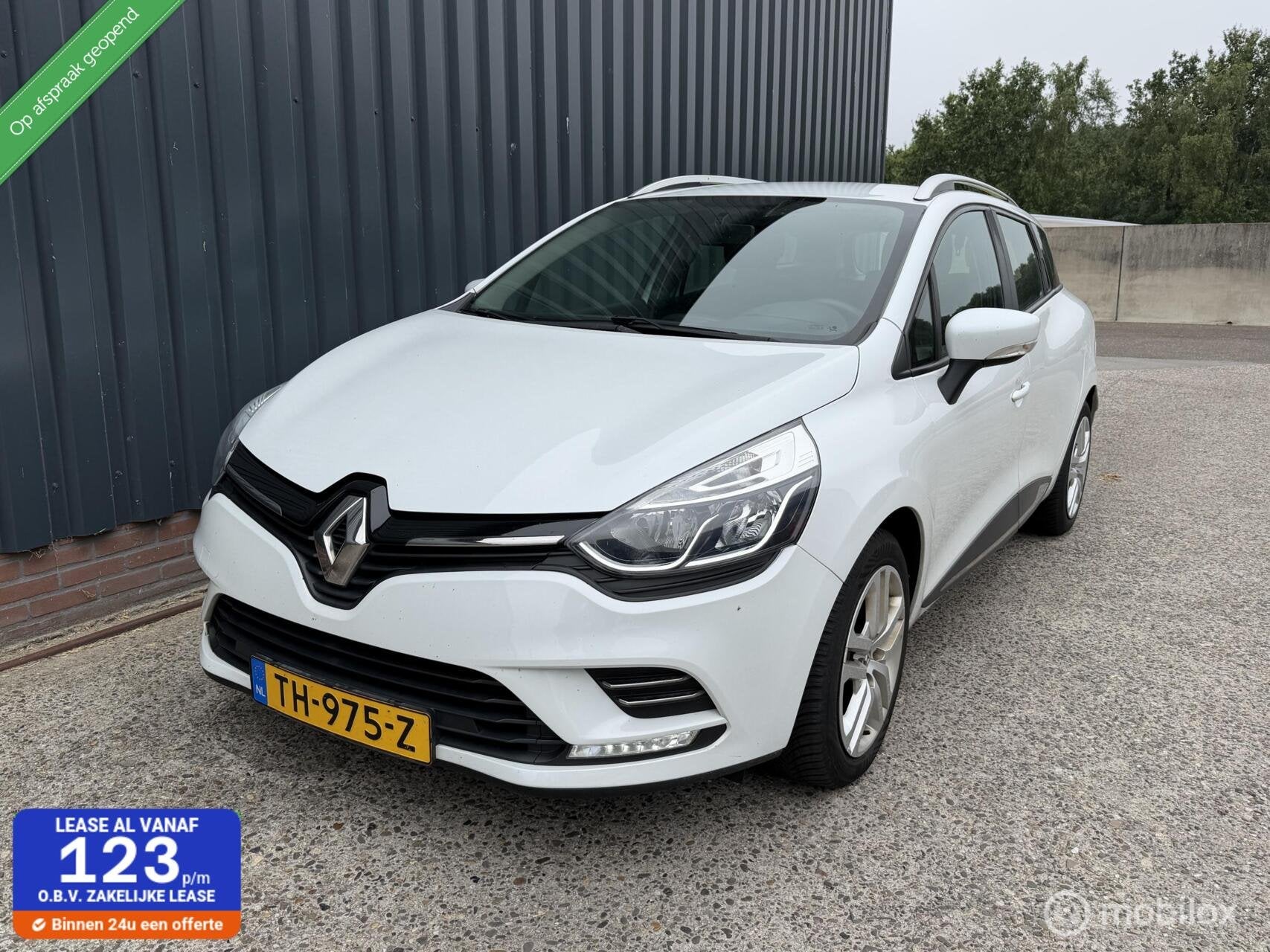 Renault Clio Estate 0.9 TCe Zen NAP/BOEKJE/TREKHAAK/NWE APK, Voorwielaandrijving, 898 cc, 1063 kg, Gebruikt