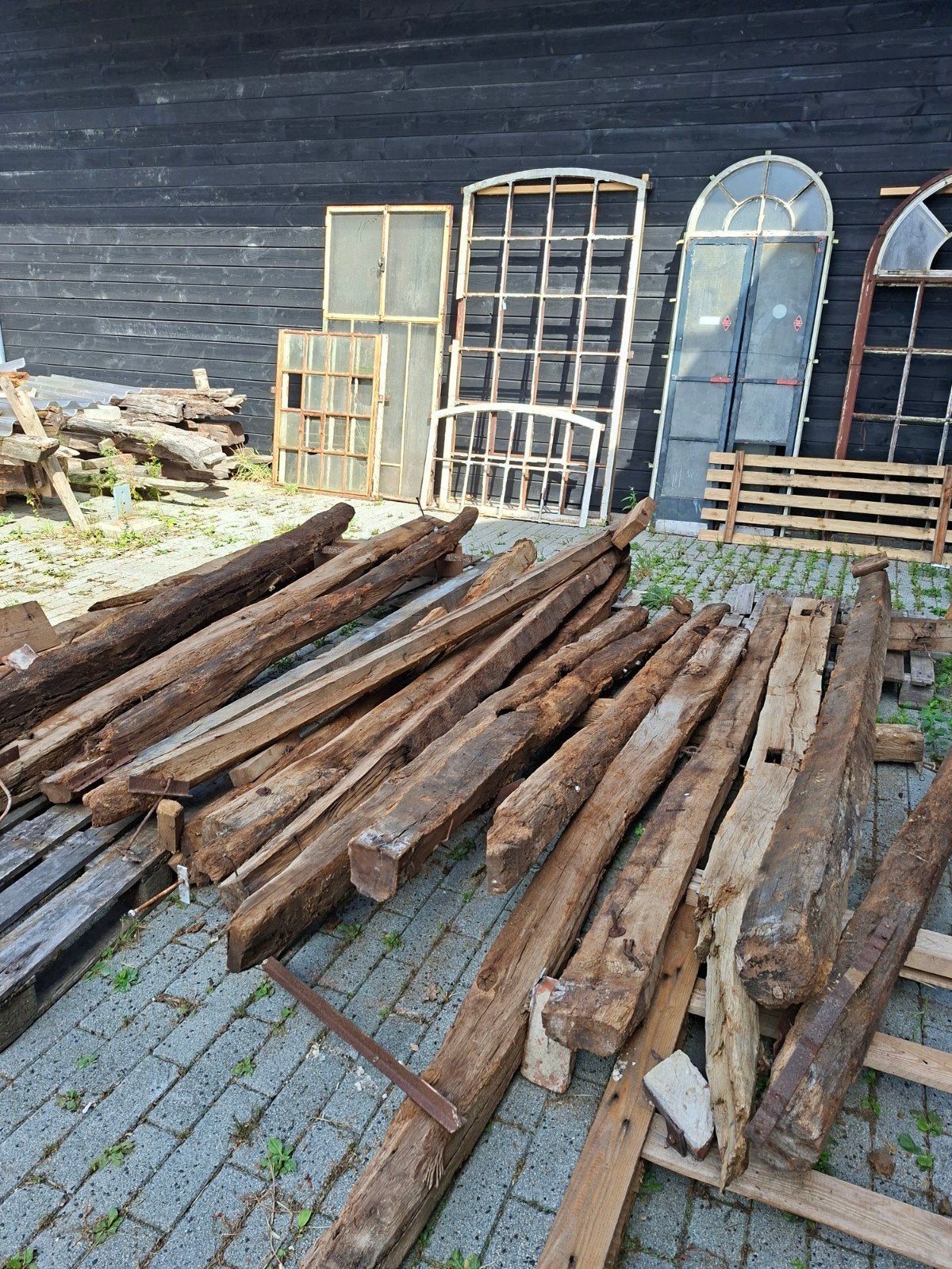 21 Eiken balken pl.min 15x20 cm, lengte 300+ cm, Doe-het-zelf en Verbouw, Ophalen, Gebruikt, Eiken, Balk