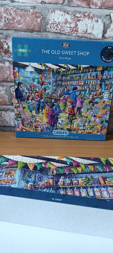 Gibsons The old sweet shop 1000 stukjes, Ophalen, 500 t/m 1500 stukjes, Zo goed als nieuw, Legpuzzel