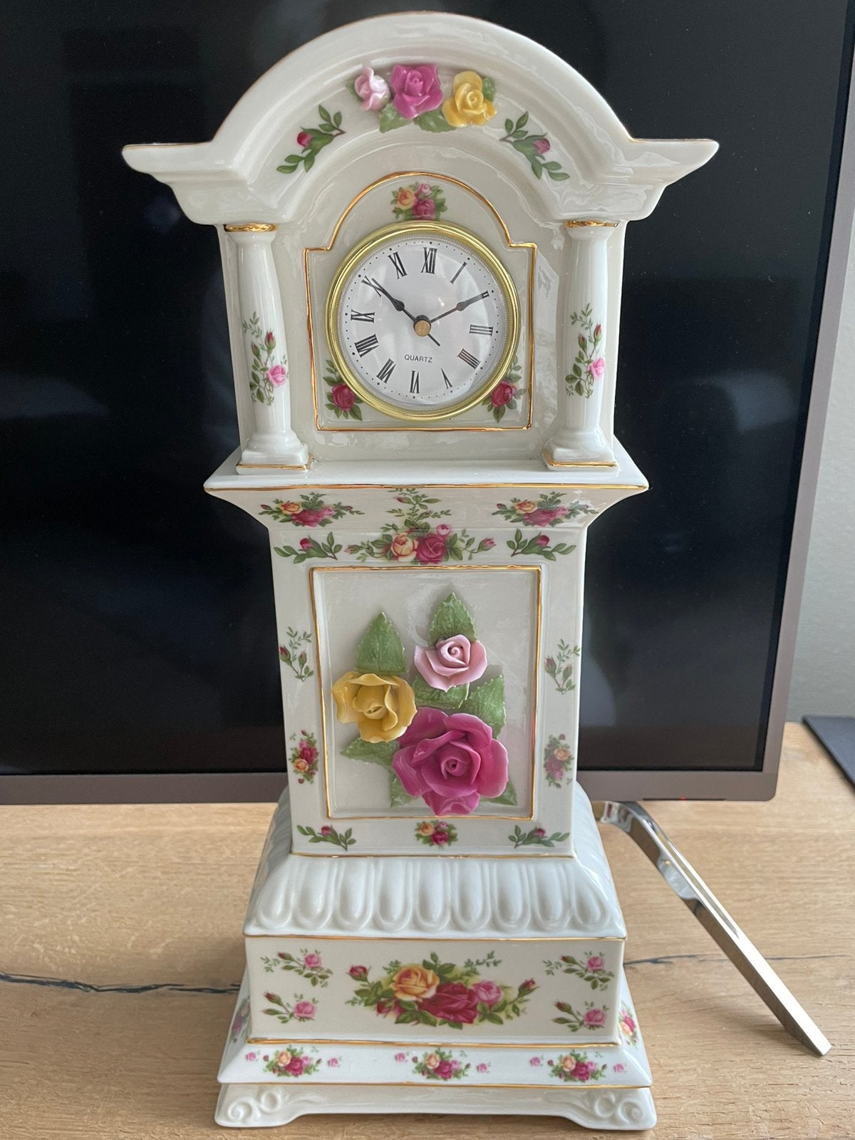 Royal Albert OLD COUNTRY ROSES GROTE KLOK❤️❤️, Ophalen, Zo goed als nieuw, Porselein, Bord of Schaal