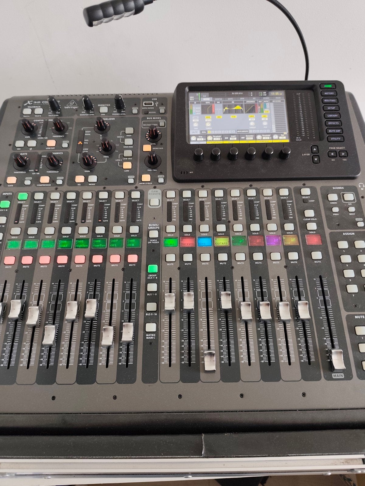 Behringer X32 Compact, Ophalen, Zo goed als nieuw, 20 kanalen of meer, Microfooningang