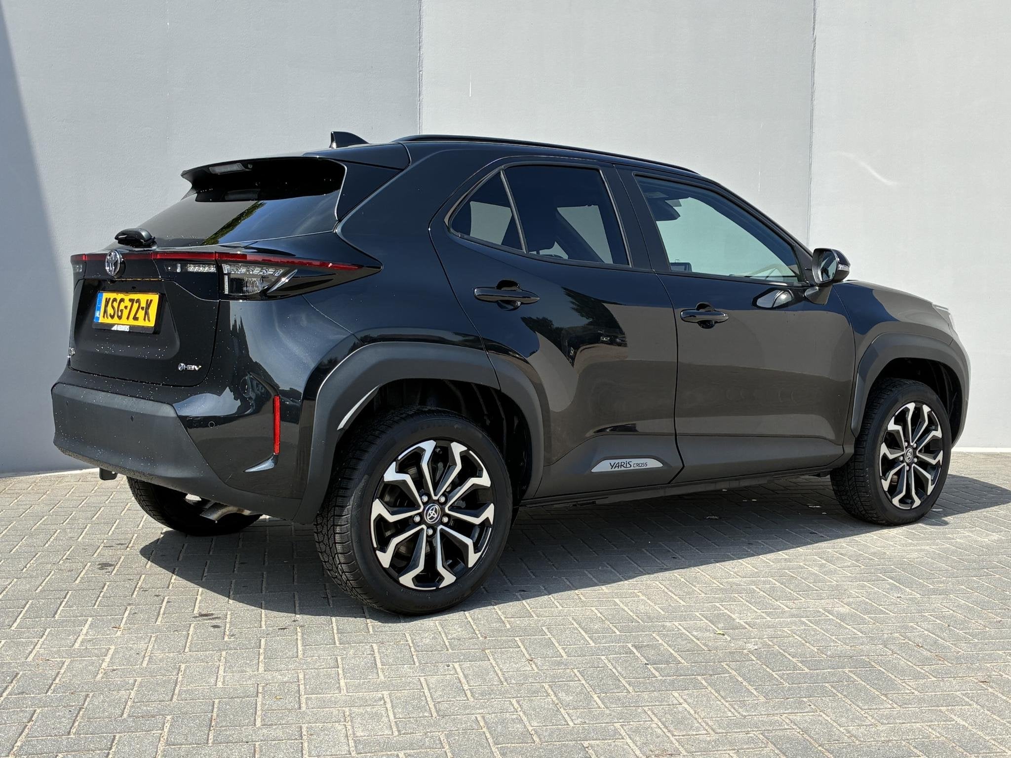 Toyota Yaris Cross 1.5 Hybrid 115 Dynamic / Dealer onderhoud, Auto's, Stof, Gebruikt, 1165 kg, 116 pk