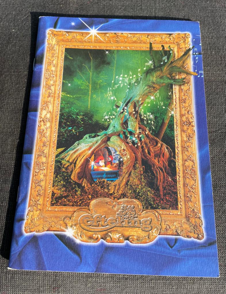 Jaarboekje van De Efteling uit 1998., Ophalen of Verzenden, Zo goed als nieuw, Gebruiksvoorwerp