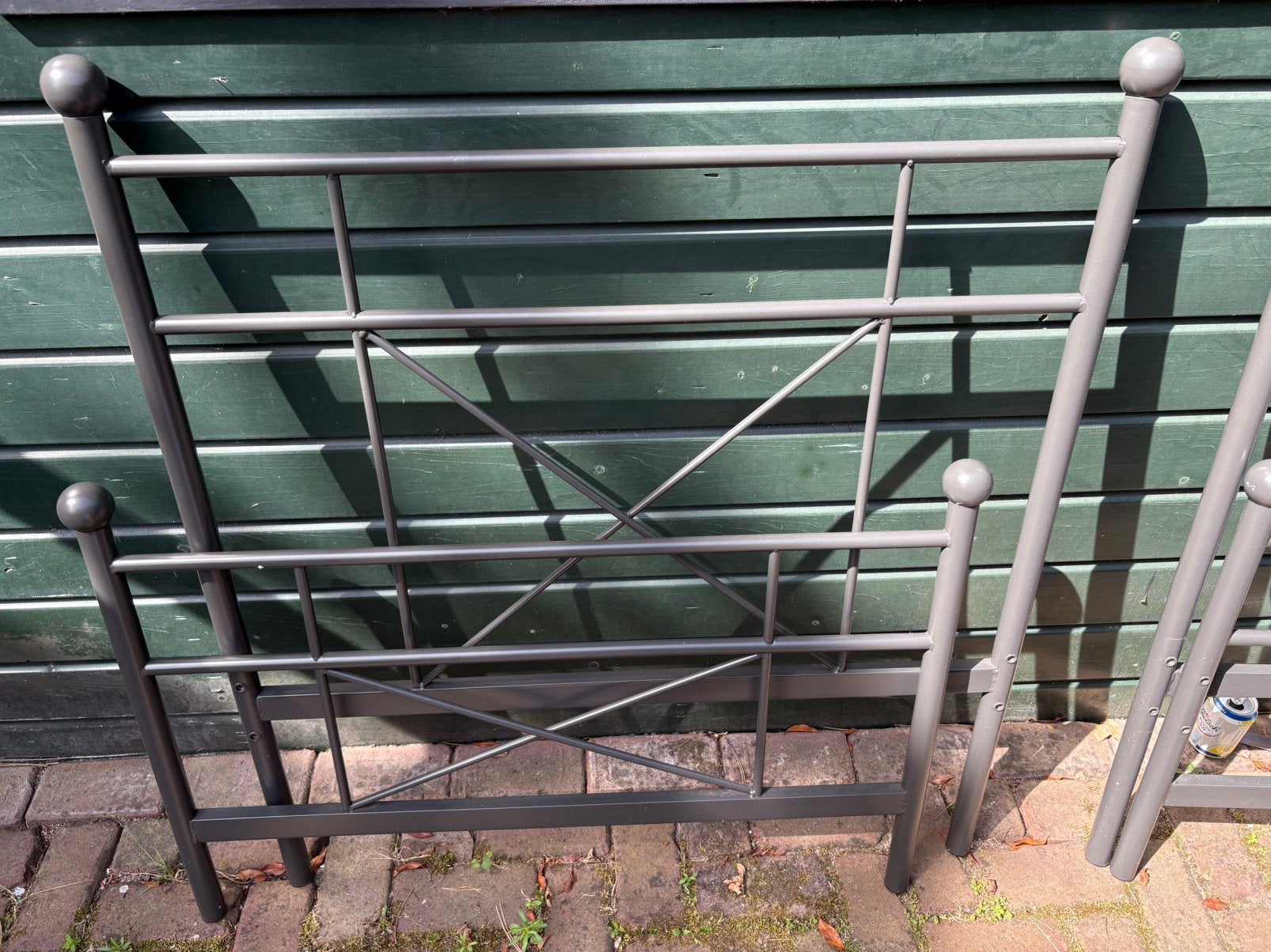 2x METALEN BEDFRAMES MET BOSSFLEX LATTENBODEM, Ophalen, 90 cm, Eenpersoons, Zo goed als nieuw