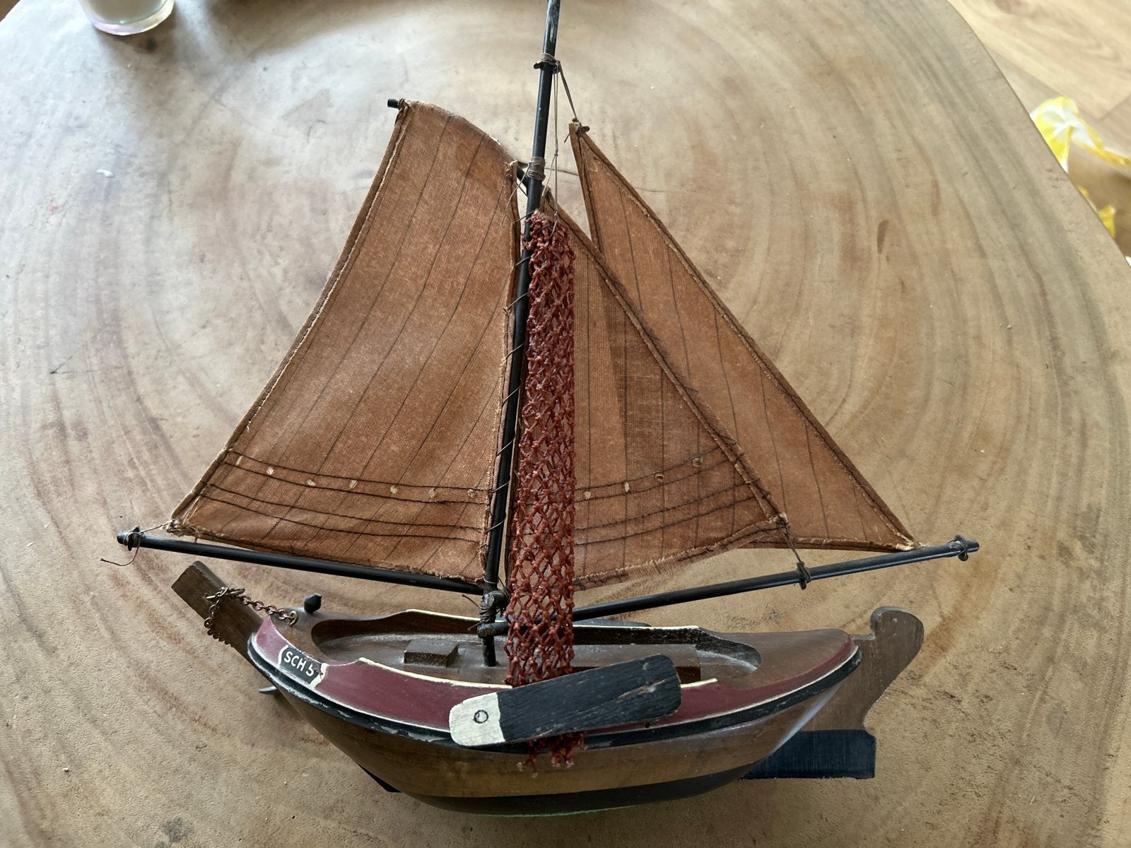 Vintage Schaalmodel Zeilboot SCH-5 - Made in Holland, Verzamelen, Ophalen of Verzenden, Gebruikt, Zeilboot, Schaalmodel