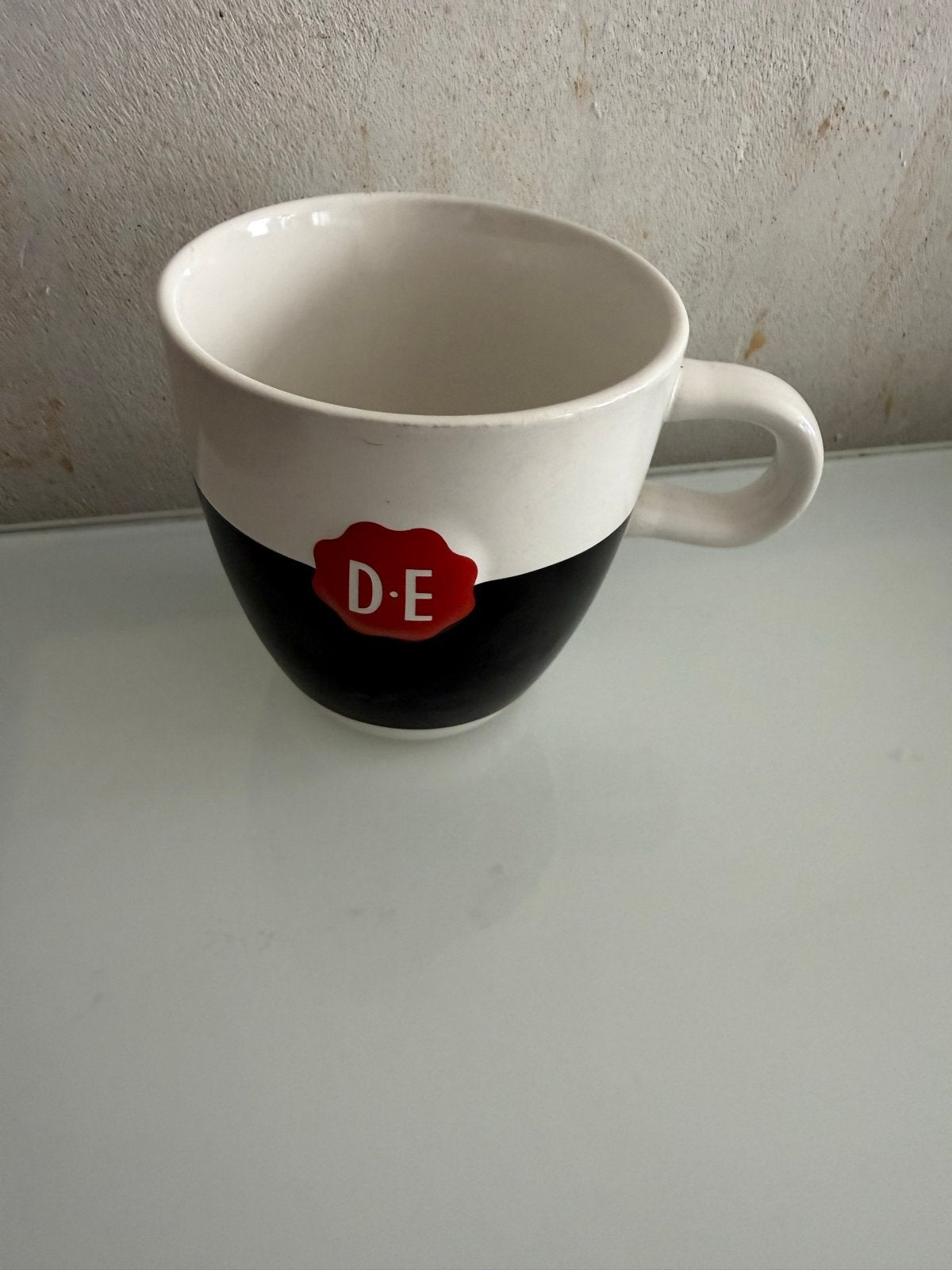 Douwe egberts mok krijtmok, Overige merken, Keramiek, Zo goed als nieuw, Modern