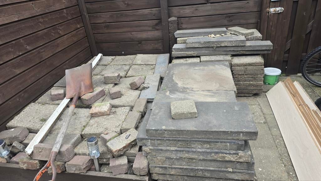 Gratis gebruikte tegels - 15,2 m² in zeer goede staat, Ophalen, Gebruikt, 10 m² of meer, Beton