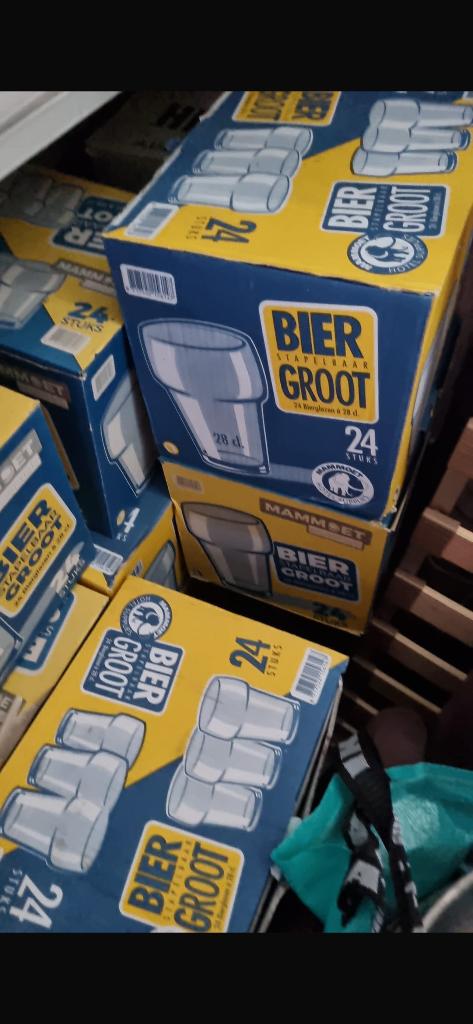 restaurant borden en bier glazen nieuw, Ophalen, Nieuw, Glas, Bord(en)