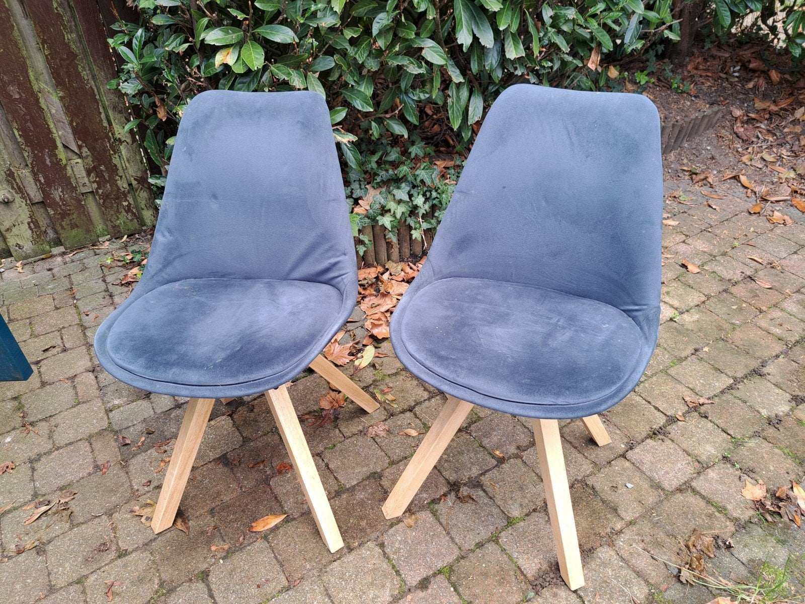 Eetkamerstoelen GRATIS VANDAAG OPHALEN OF OP AFSPRAAK, Ophalen, Gebruikt, Twee, Blauw