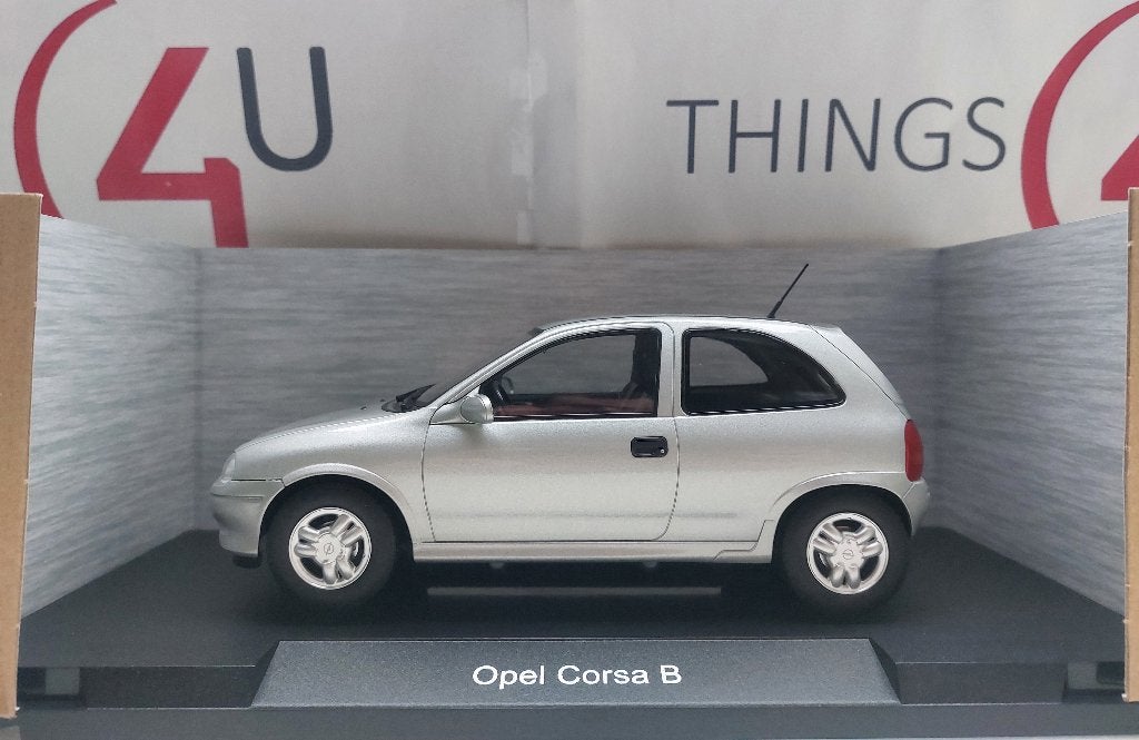 MCG 1:18 Opel Corsa B zilver nieuw in verpakking, Hobby en Vrije tijd, Ophalen of Verzenden, Nieuw, Auto, Overige merken