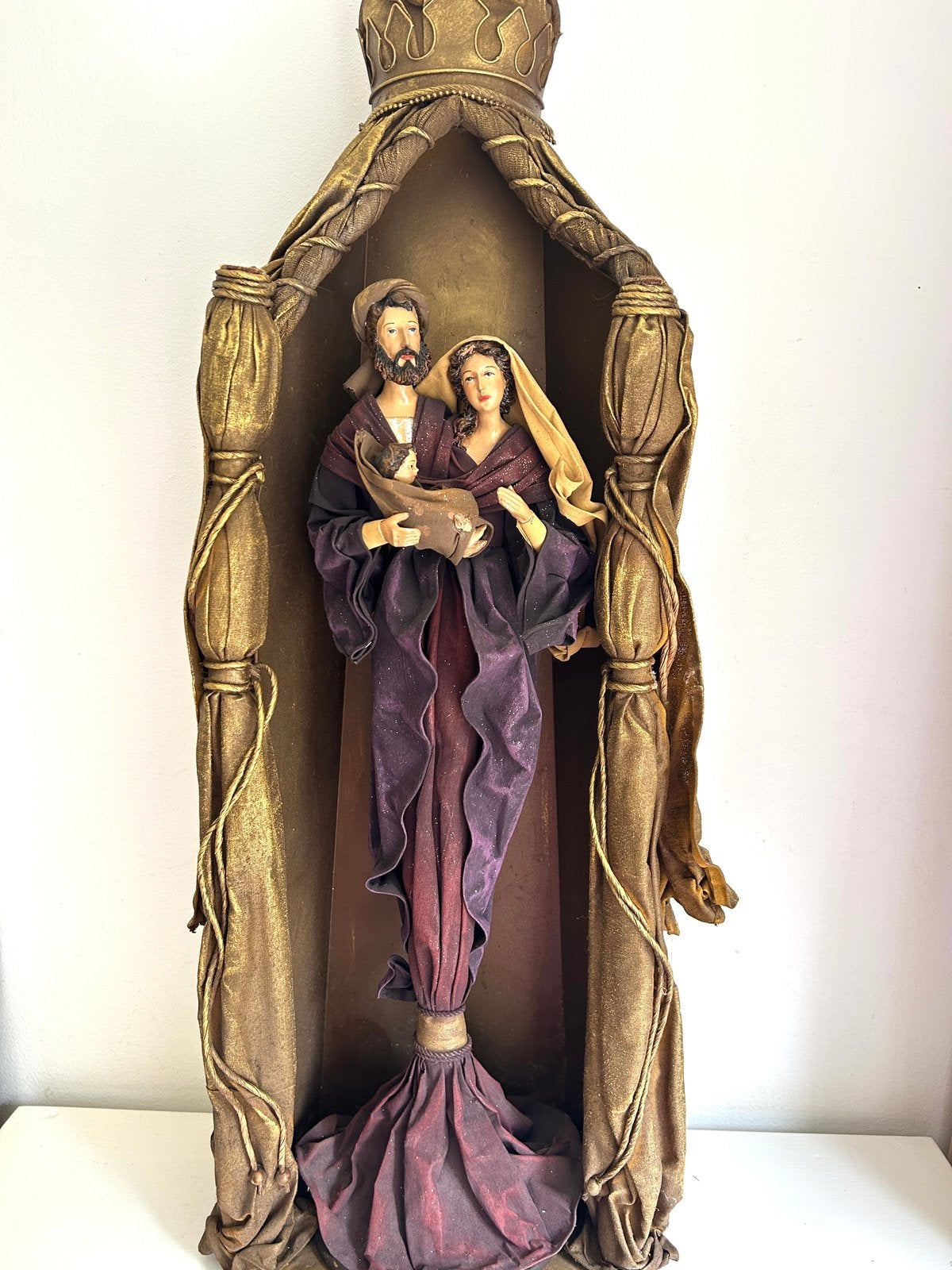 Beeld kerst Siciliaanse stijl Maria Jozef Jezus in nis 78 cm, Diversen, Ophalen