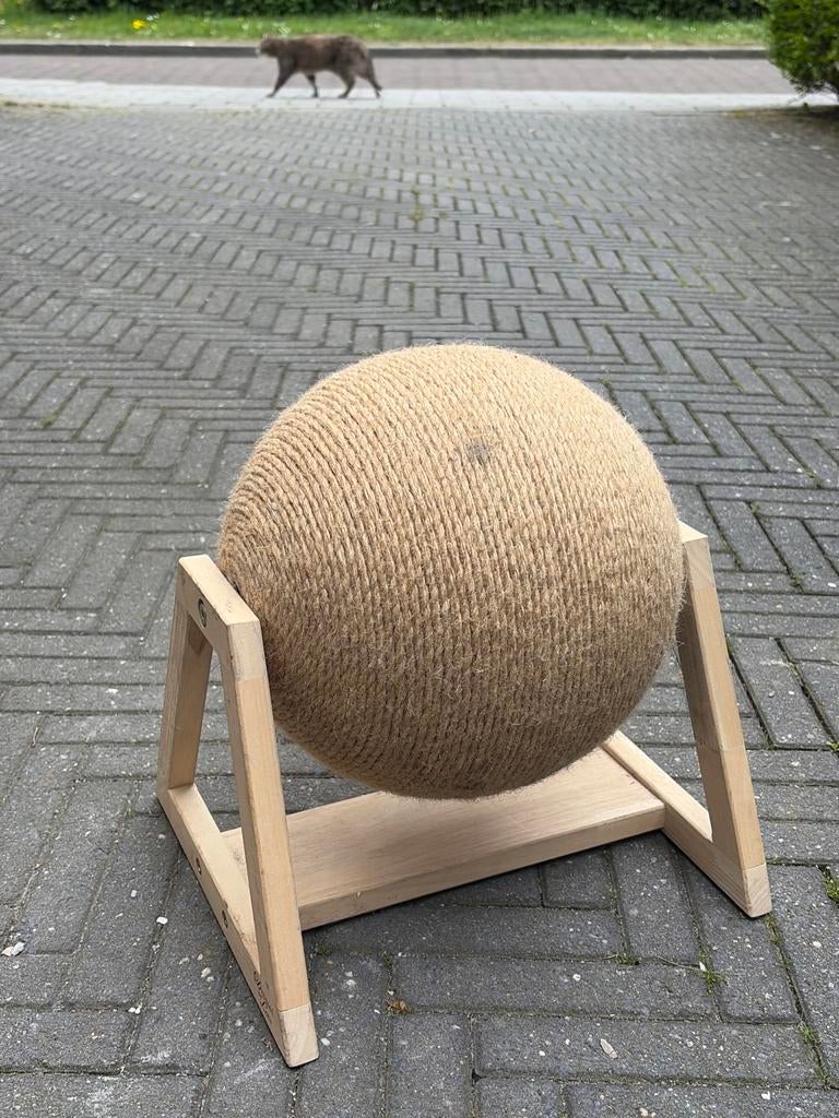 Krabpaal / krabbol desigbed by luna gebruikt, Dieren en Toebehoren, Ophalen, Gebruikt, Krabpaal
