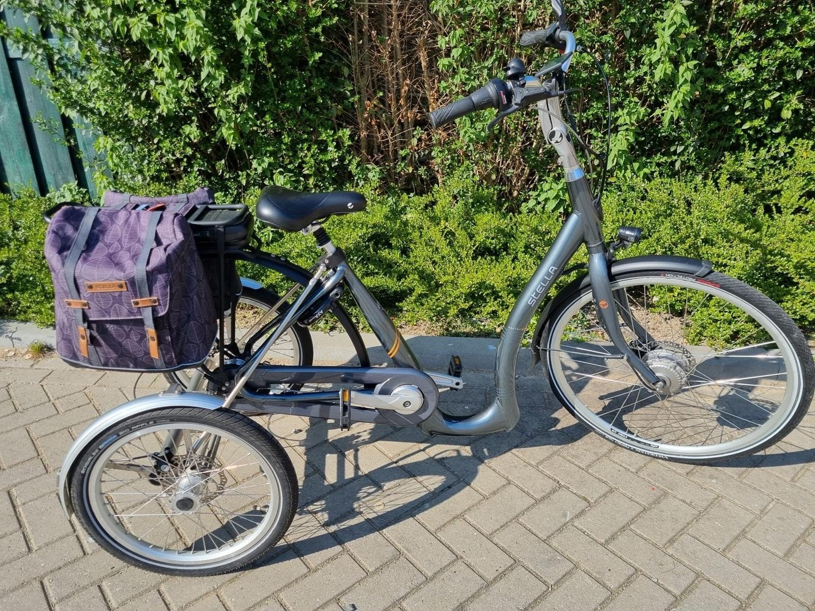Stella driewieler e-bike met lage instap en fietstassen, Fietsen en Brommers, Ophalen of Verzenden, Gebruikt, Schijfrem, Stella
