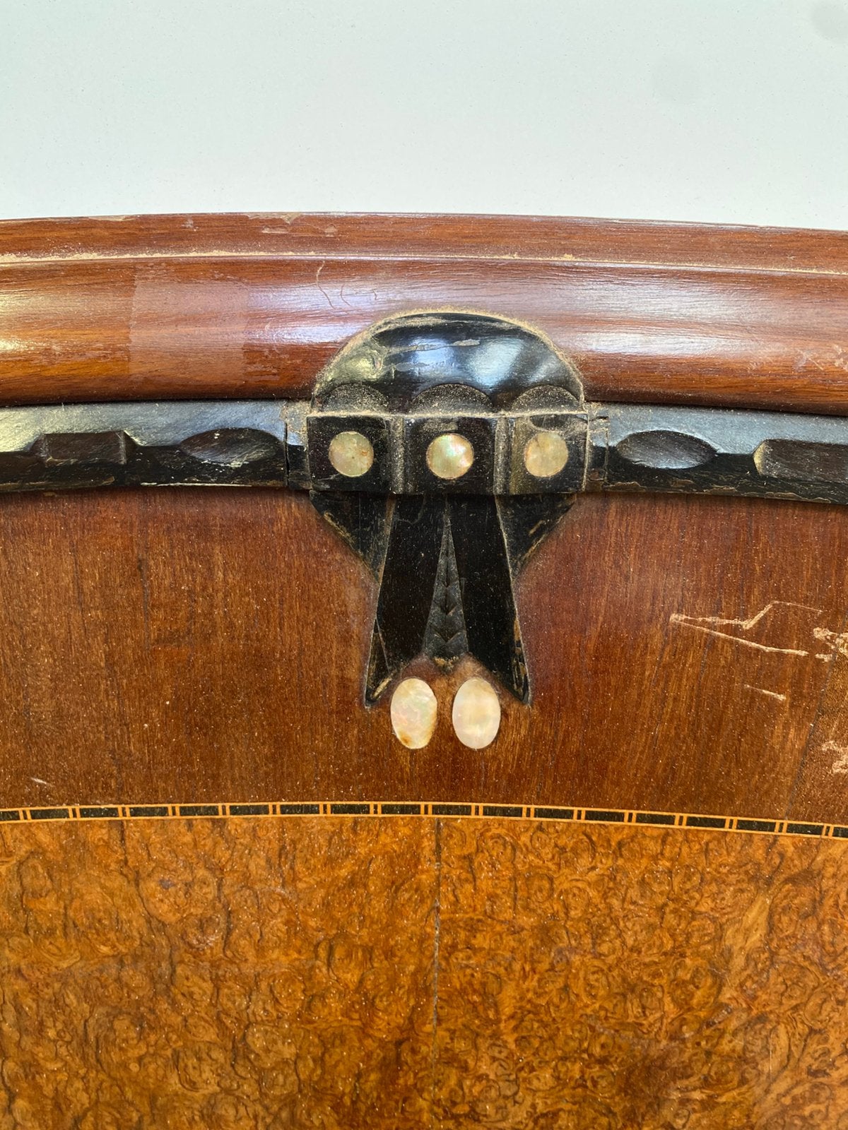 Art Deco bed– wortelfineer, ebben & parelmoer, Ophalen