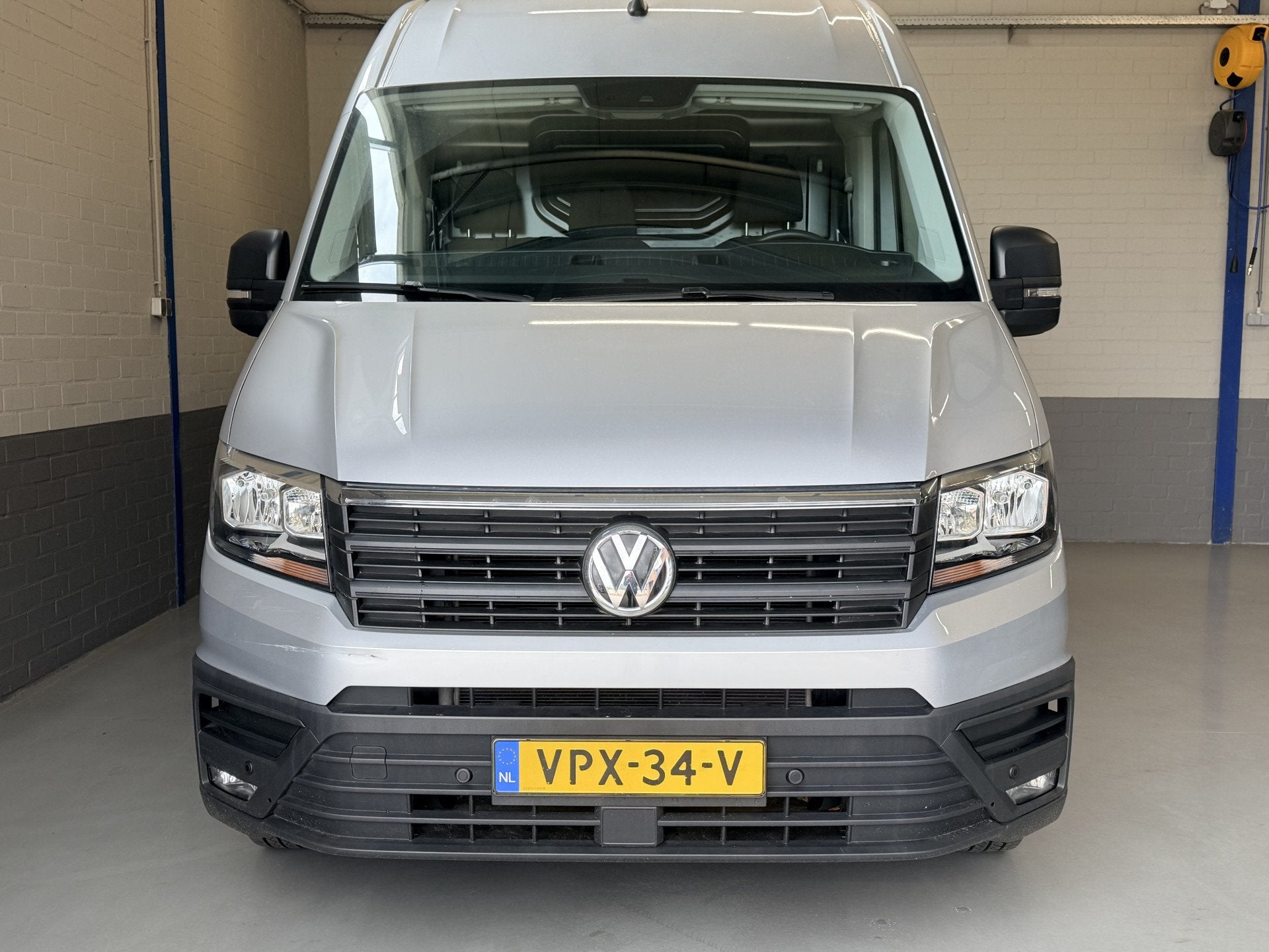 Volkswagen Crafter 35 2.0 TDI L3H3 140pk Highline | Nav | Tr, Auto's, Voorwielaandrijving, Gebruikt, Euro 6, 4 cilinders