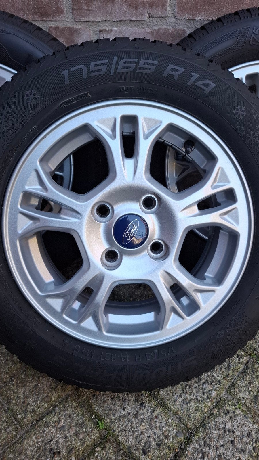 4x108 Originele Ford Fiesta winterbanden 14 inch zgan 7 mm, Ophalen, 14 inch, Gebruikt, 175 mm
