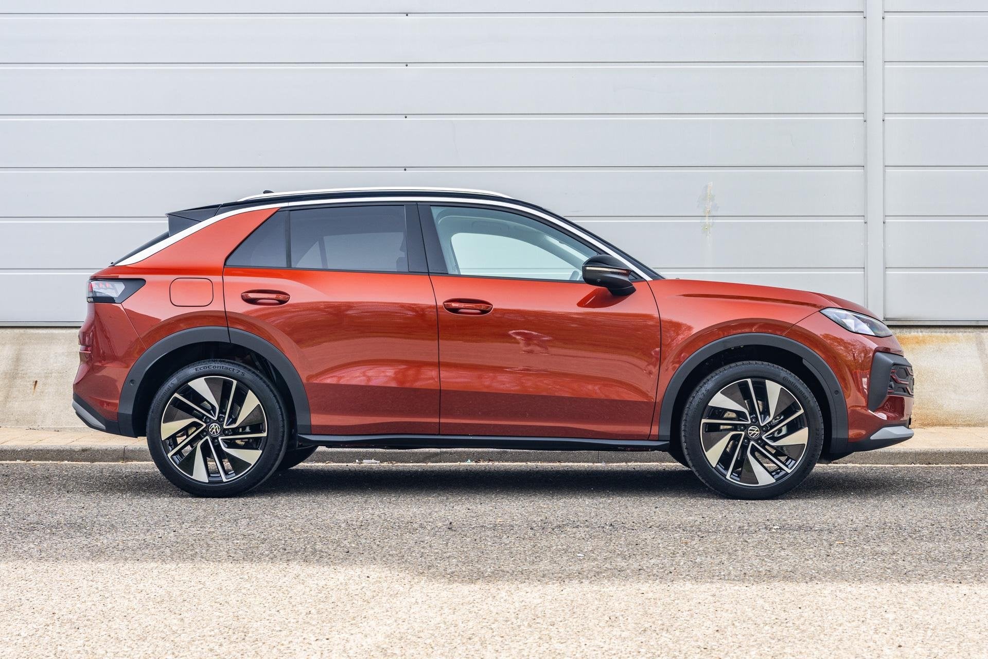 Volkswagen T-Roc 1.5 eTsi 150pk Style First Edition | Trekha, Auto's, Volkswagen, 1498 cc, Euro 6, 4 cilinders, Automatische klimaatregeling