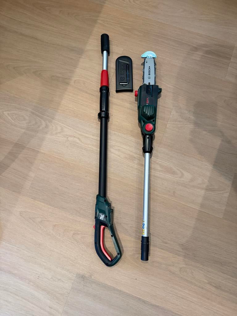 Bosch UniversalChainPole 18 Accu Hoogsnoeier - Zo goed als n, Ophalen, Zo goed als nieuw, 20 t/m 29 mm, Telescopisch