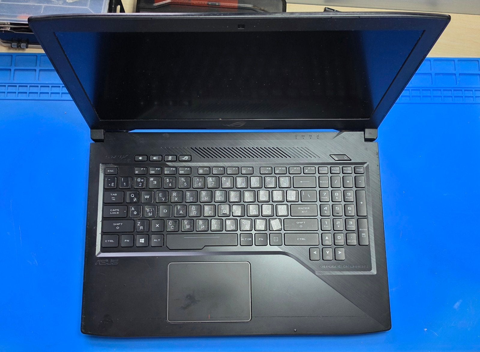 Asus ROG STRIX G503V / i7-7700HQ / GTX 1050, Ophalen, Niet werkend