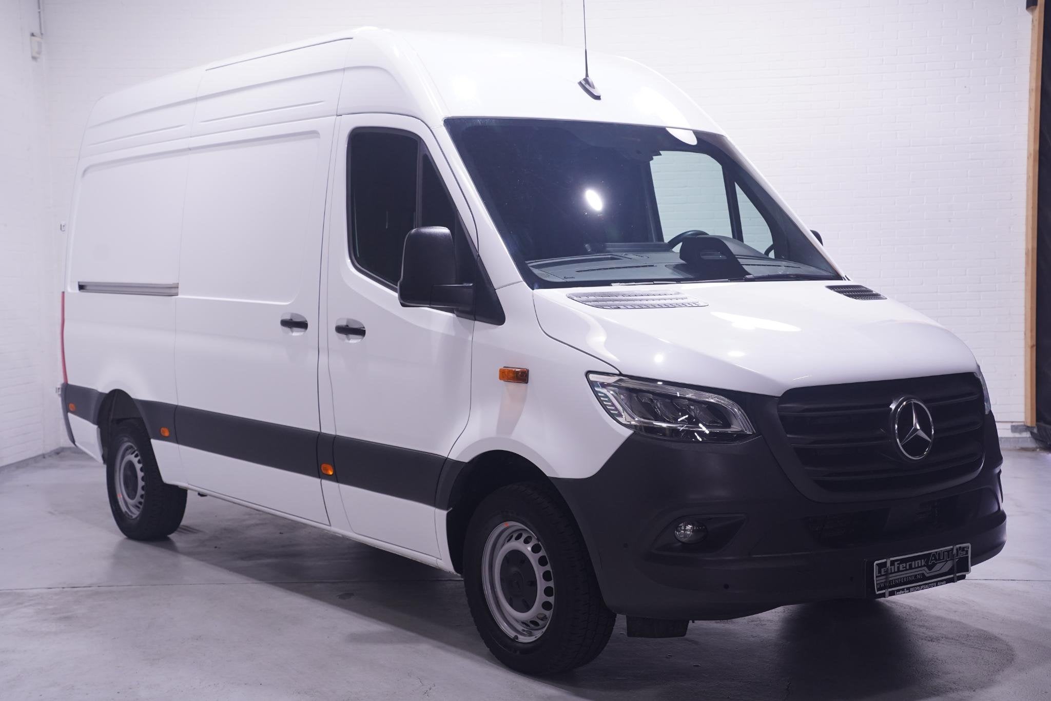 Mercedes Benz Sprinter 317 CDI 170 pk Aut. Pro Nwe Model L2H, Auto's, Automaat, Gebruikt, 4 cilinders, 2000 kg