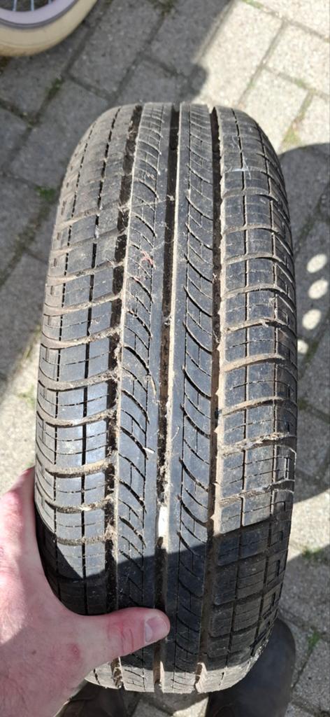 Continetal 175/70R13 82T, Ophalen