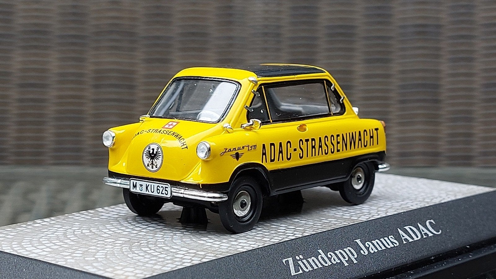 Premium Classixxs Zündapp Janus ADAC, Ophalen of Verzenden, Zo goed als nieuw, Auto, Overige merken