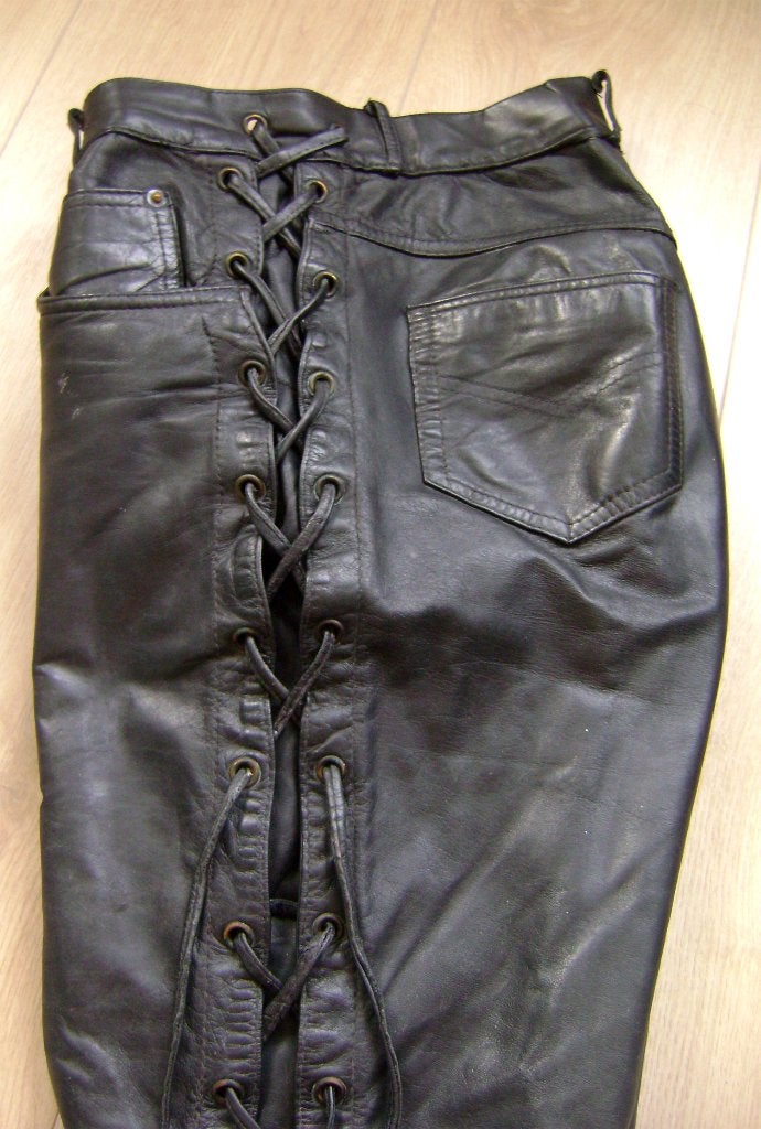 leer broek veters gothic punk rock batcave pride biker sexy, Verzenden, Zwart, Zo goed als nieuw, Echt leer veters