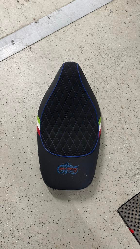 Custom Runner Zadel - kort model geen SP pro, Ophalen, Gebruikt