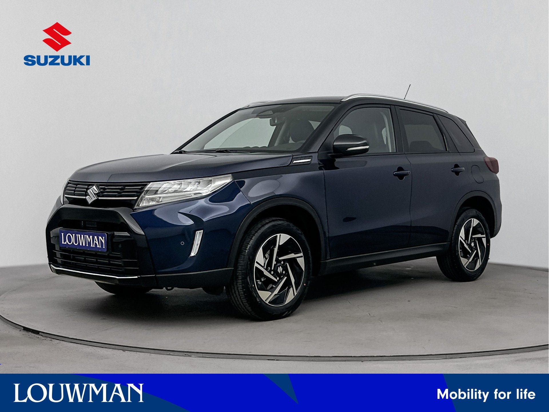 Suzuki Vitara 1.4 Boosterjet Style Smart Hybrid *NIEUW* | Di, Auto's, Voorwielaandrijving, Stof, Zwart, 4 cilinders