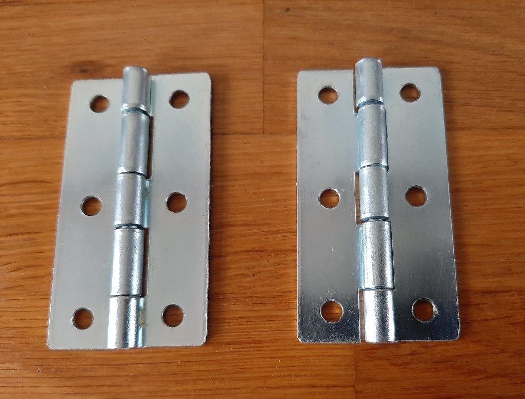 2 Stuks Nieuwe Scharnieren 70 x 38 mm verzinkt rechte hoeken, Ophalen, Nieuw, IJzer, Scharnier